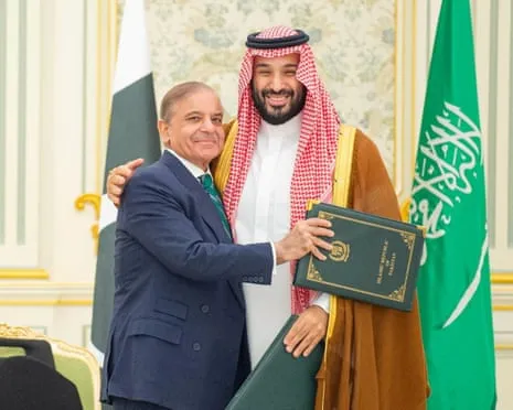 Saudi Arabia and The Islamic Republic of Pakistan Sign Mutual Security Treaty